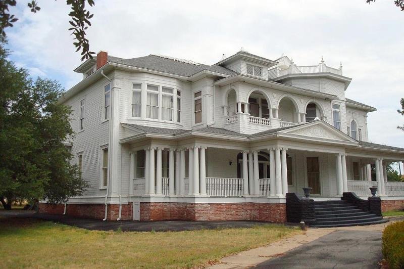 The Highlands, TX - File:Highlands Front.jpg - Wikimedia Commons
